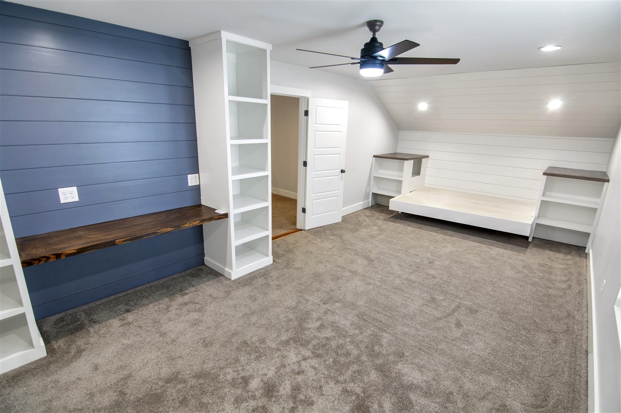 Bowling Green, Kentucky 42103, United States, 5 Bedrooms Bedrooms, ,4 BathroomsBathrooms,Residential,Active,152387