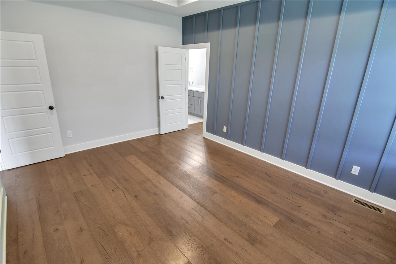 Bowling Green, Kentucky 42103, United States, 5 Bedrooms Bedrooms, ,4 BathroomsBathrooms,Residential,Active,152387