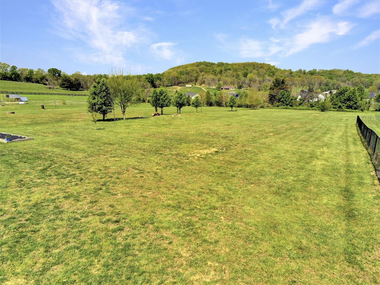 Bowling Green, Kentucky 42101, United States, 3 Bedrooms Bedrooms, ,2 BathroomsBathrooms,Residential,Active,105752