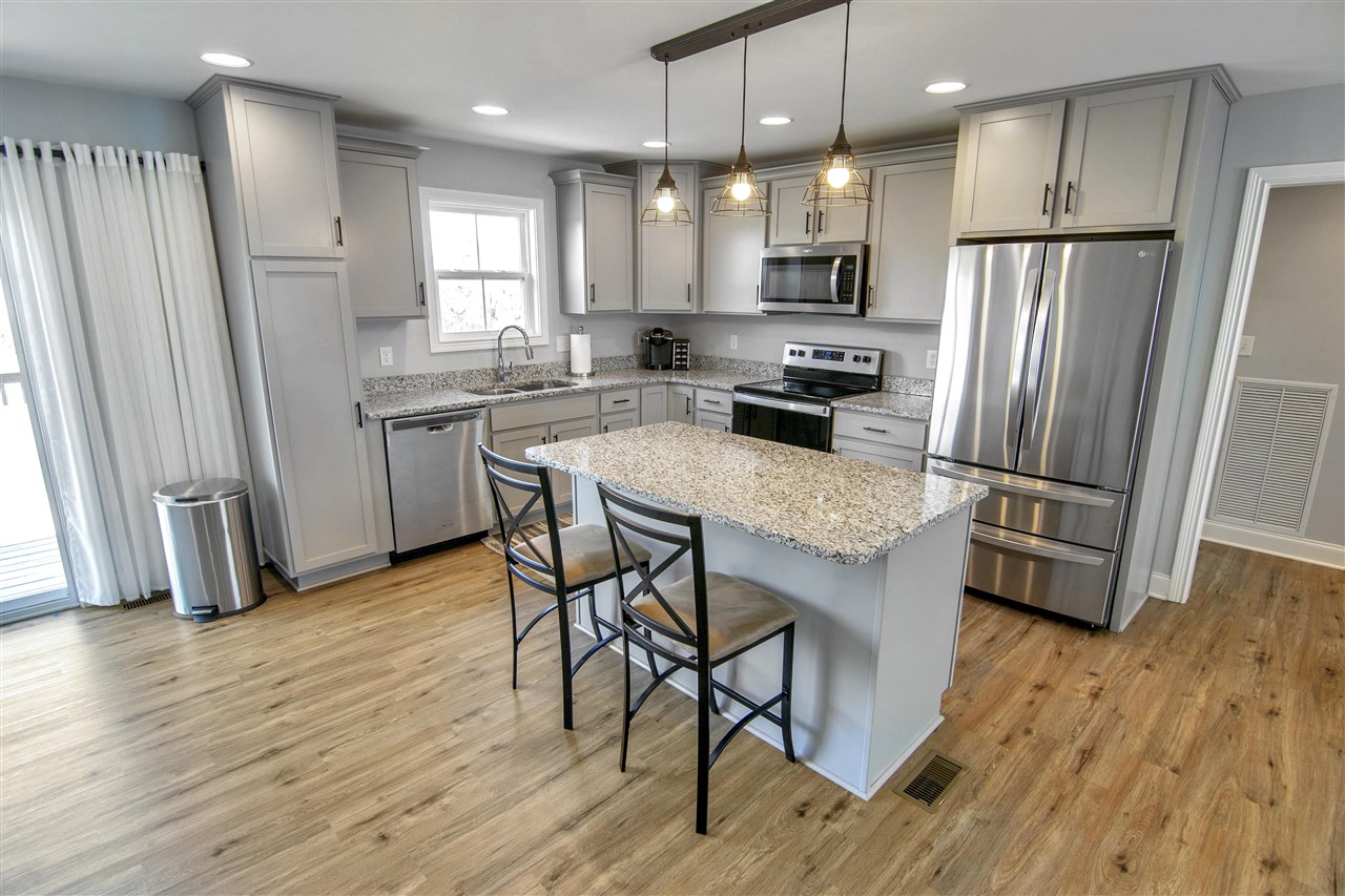 Bowling Green, Kentucky 42101, United States, 3 Bedrooms Bedrooms, ,2 BathroomsBathrooms,Residential,Active,105752