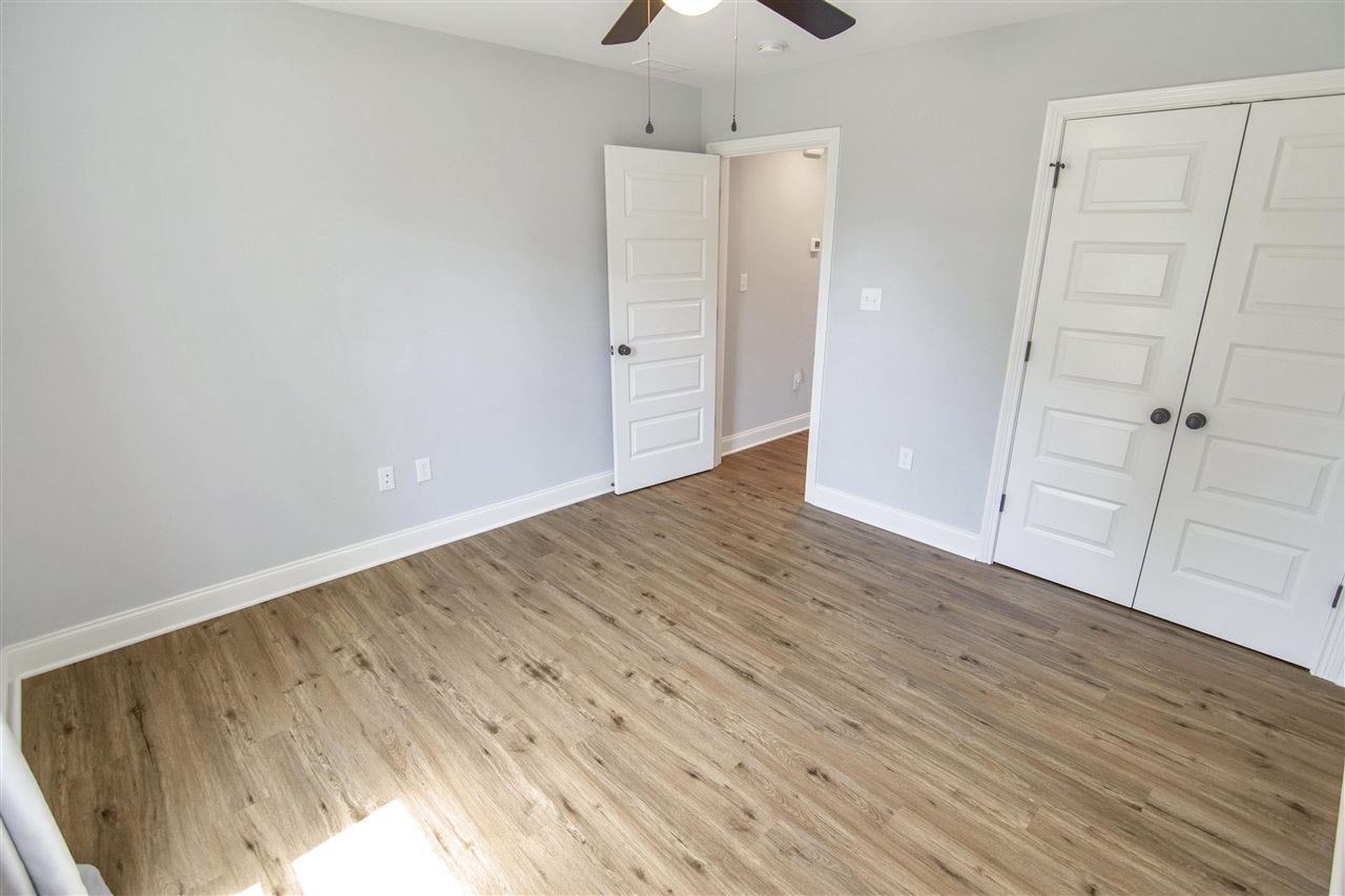 Bowling Green, Kentucky 42101, United States, 3 Bedrooms Bedrooms, ,2 BathroomsBathrooms,Residential,Active,105752