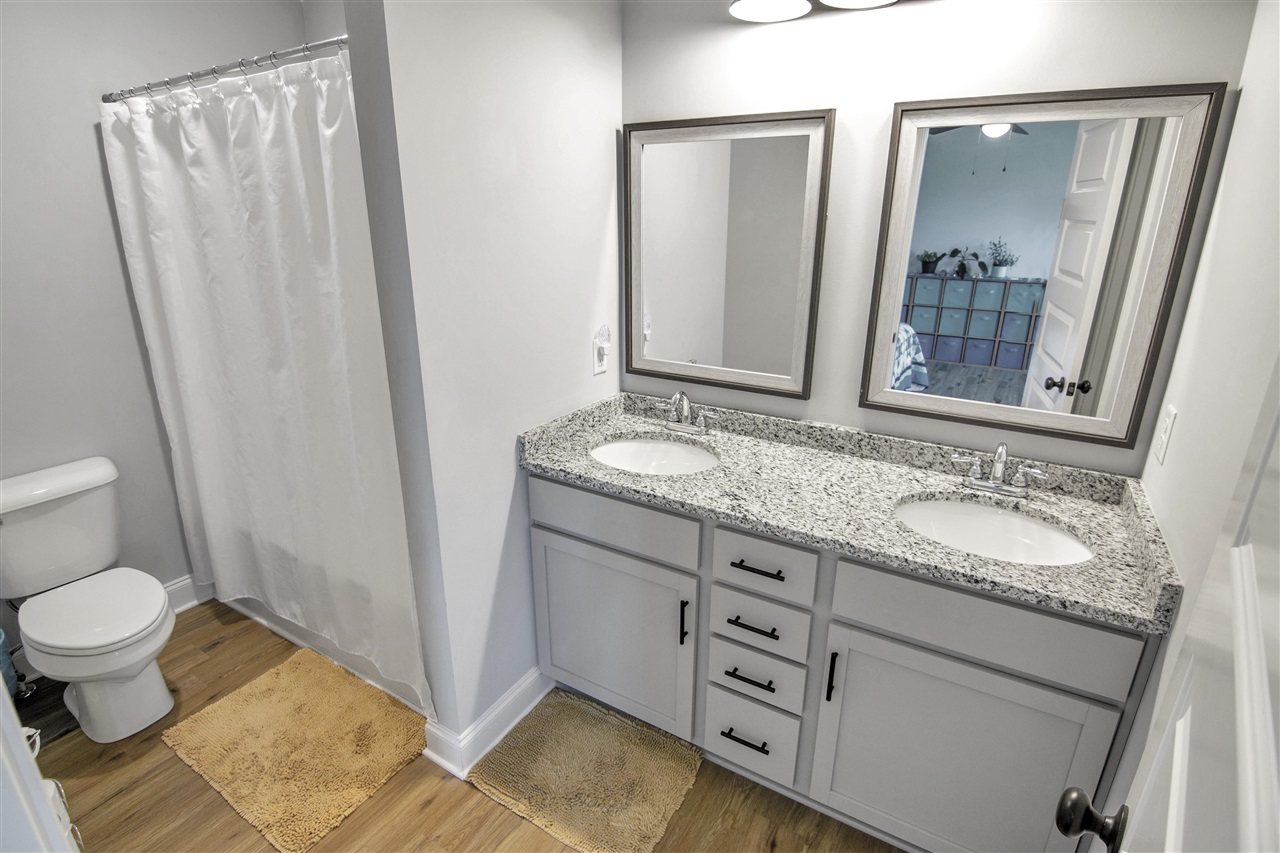 Bowling Green, Kentucky 42101, United States, 3 Bedrooms Bedrooms, ,2 BathroomsBathrooms,Residential,Active,105752