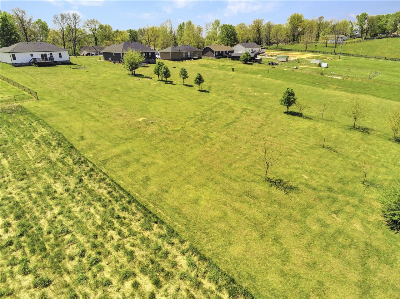 Bowling Green, Kentucky 42101, United States, 3 Bedrooms Bedrooms, ,2 BathroomsBathrooms,Residential,Active,105752