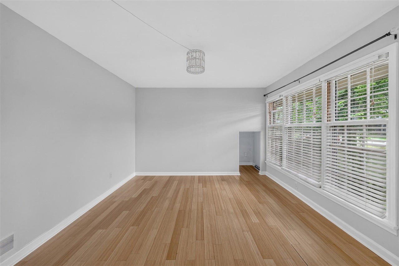 307 Austin Drive - Photo 4