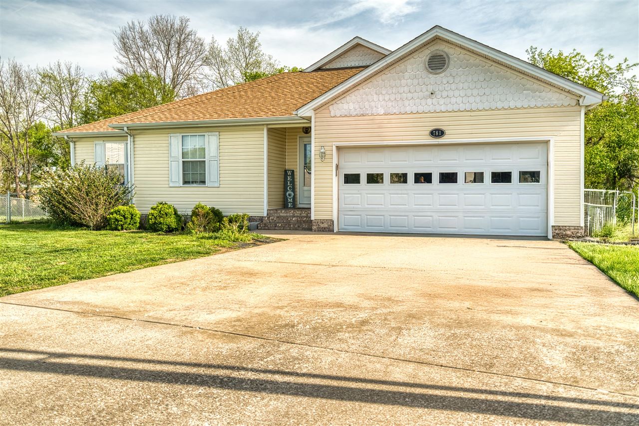 Photo 1 of 36 — 781 Claw Court, Hopkinsville, KY 42240