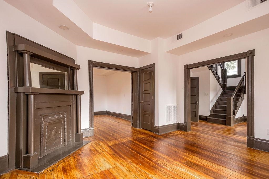 Cave City, Kentucky 42127, United States, ,Commercial,Active,79905