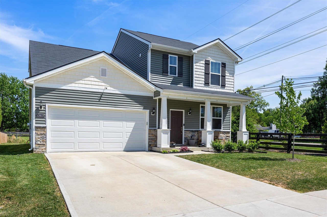 Photo 1 of 40 — 12047 Wooden Trace Drive, Louisville, KY 40229