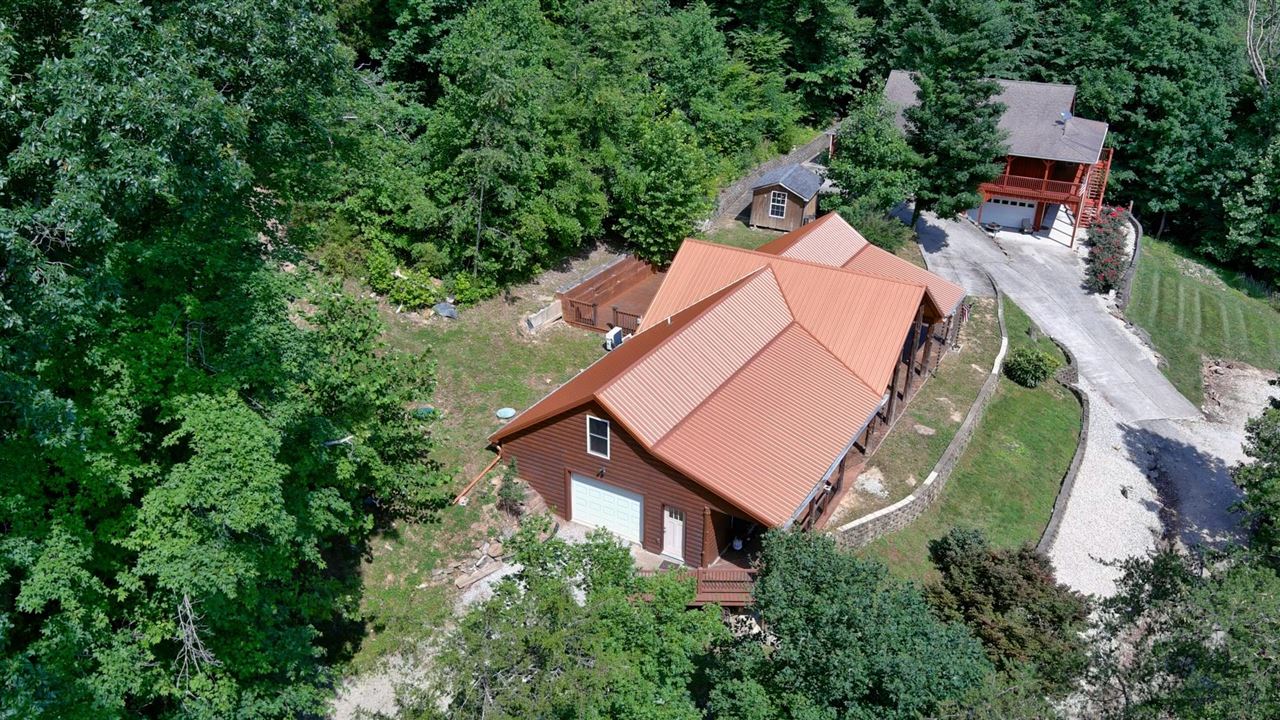 Photo 1 of 99 — 2086 Martin Pierce Road, Cub Run, KY 42729
