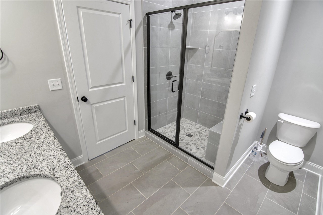 Bowling Green, Kentucky 42104, United States, 3 Bedrooms Bedrooms, ,2 BathroomsBathrooms,Residential,Active,135112