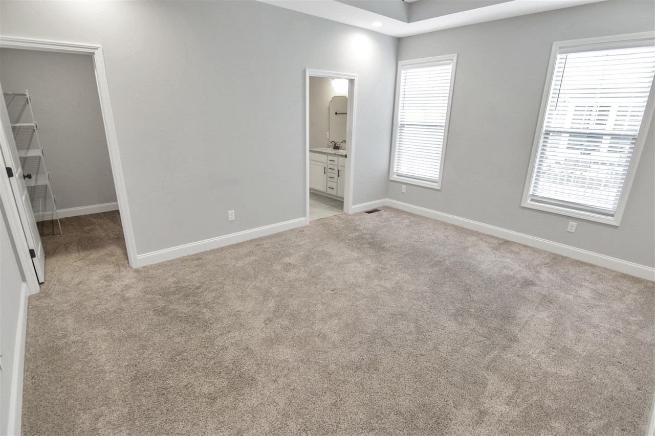 Bowling Green, Kentucky 42104, United States, 3 Bedrooms Bedrooms, ,2 BathroomsBathrooms,Residential,Active,135112