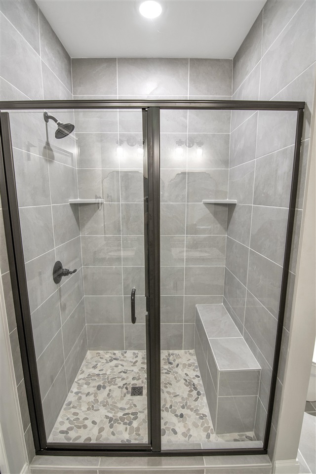 Bowling Green, Kentucky 42104, United States, 3 Bedrooms Bedrooms, ,2 BathroomsBathrooms,Residential,Active,135112