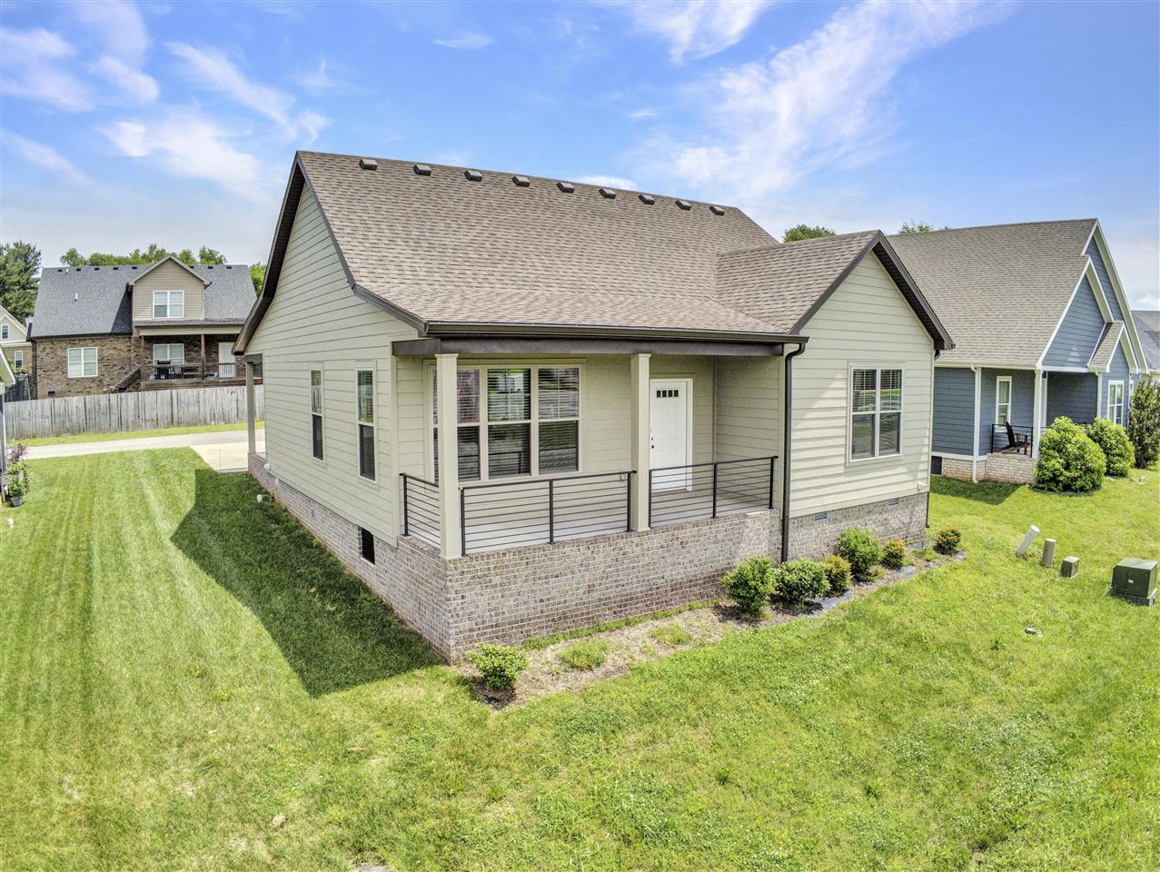 Bowling Green, Kentucky 42104, United States, 3 Bedrooms Bedrooms, ,2 BathroomsBathrooms,Residential,Active,135112