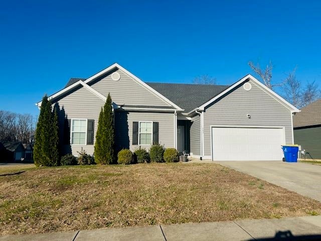 Photo 1 of 27 — 662 Maple Ridge Street, Bowling Green, KY 42101