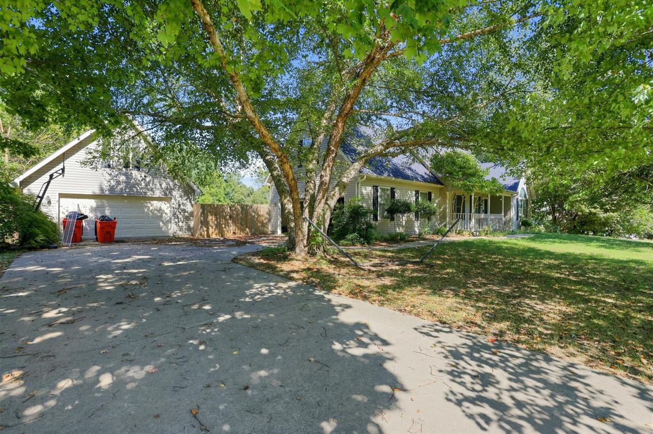 1017 Poplar Trace