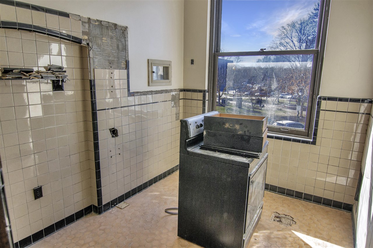 Bowling Green, Kentucky 42101, United States, ,Commercial,Pending,2930