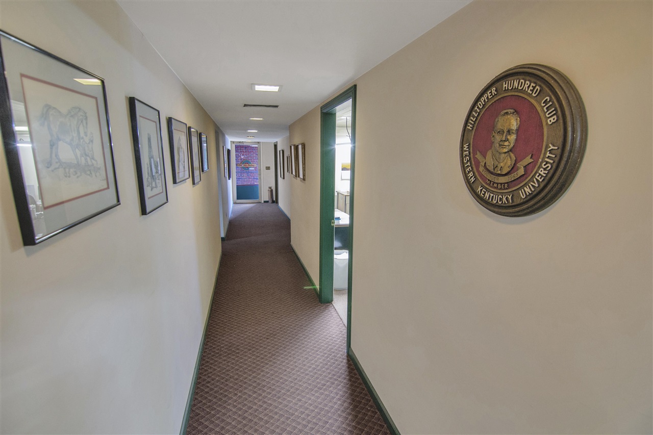 Bowling Green, Kentucky 42101, United States, ,Commercial,Pending,2930