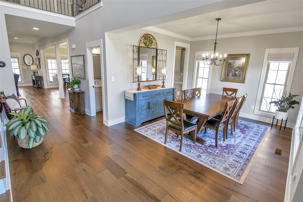 Alvaton, Kentucky 42122, United States, 4 Bedrooms Bedrooms, ,4 BathroomsBathrooms,Residential,Pending,81639