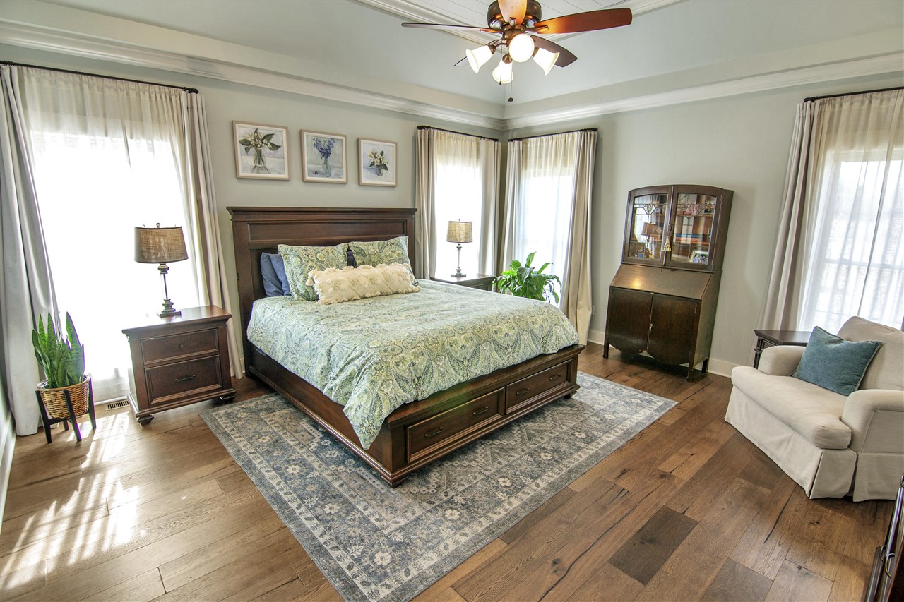 Alvaton, Kentucky 42122, United States, 4 Bedrooms Bedrooms, ,4 BathroomsBathrooms,Residential,Pending,81639