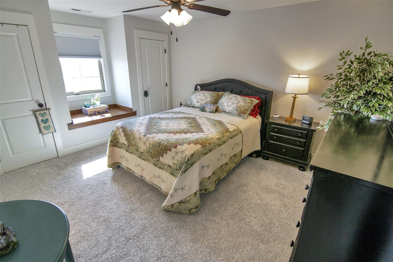 Alvaton, Kentucky 42122, United States, 4 Bedrooms Bedrooms, ,4 BathroomsBathrooms,Residential,Pending,81639