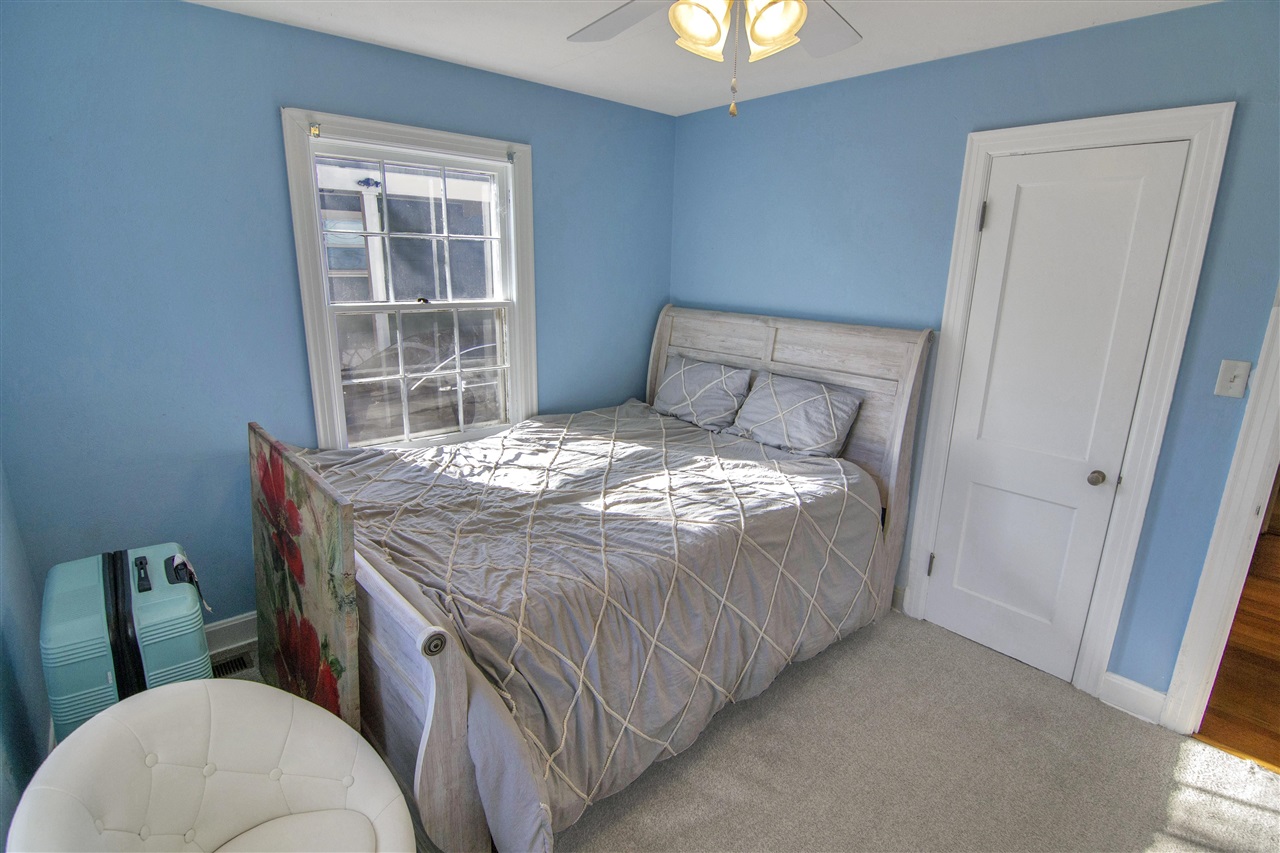 Bowling Green, Kentucky 42104, United States, 3 Bedrooms Bedrooms, ,1 BathroomBathrooms,Residential,Active,26592