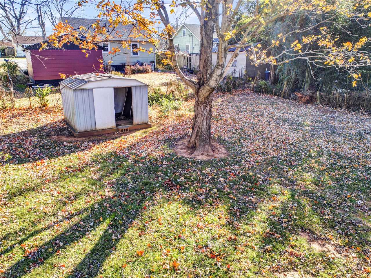 Bowling Green, Kentucky 42104, United States, 3 Bedrooms Bedrooms, ,1 BathroomBathrooms,Residential,Active,26592