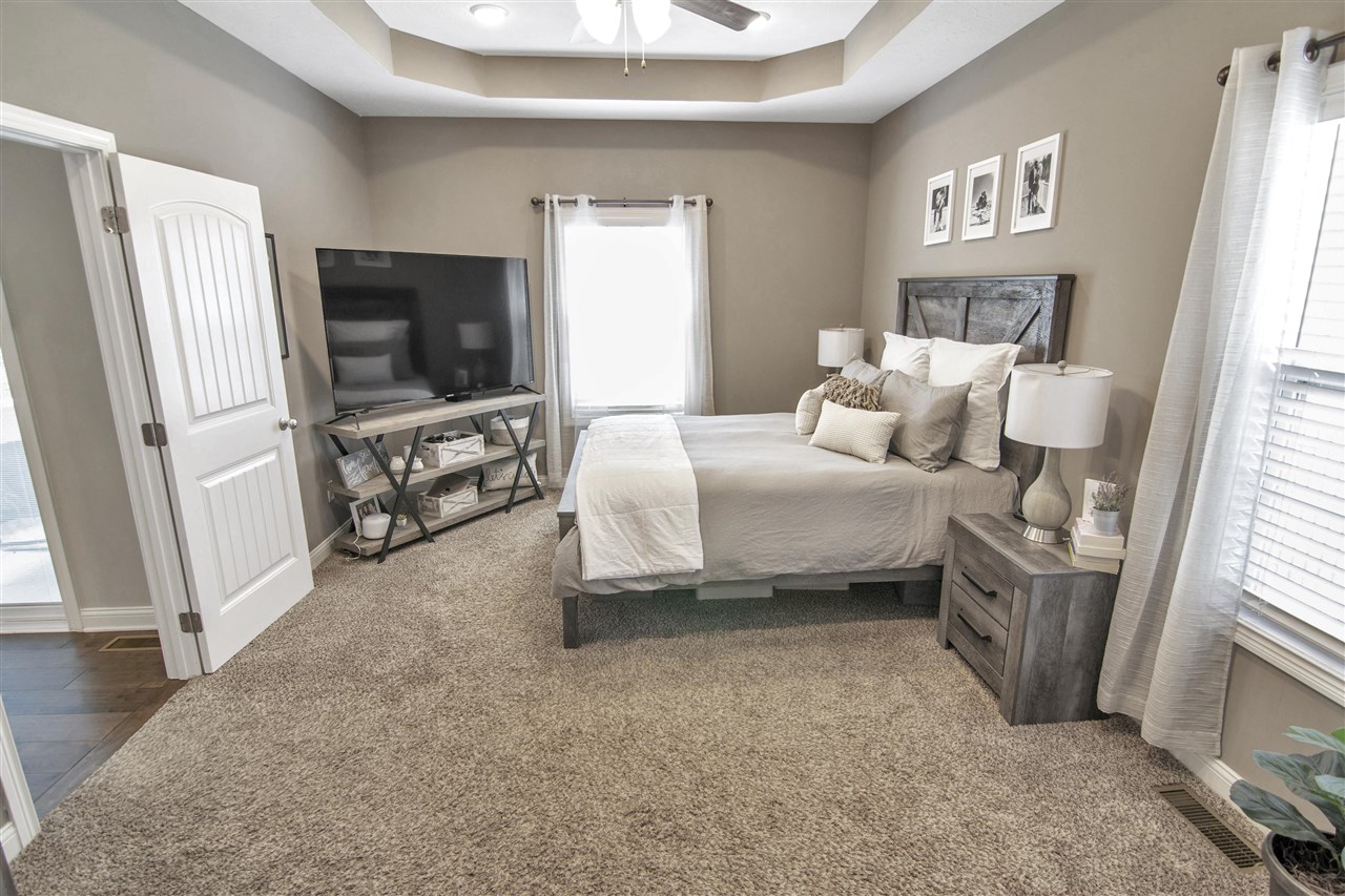 Bowling Green, Kentucky 42104, United States, 3 Bedrooms Bedrooms, ,2 BathroomsBathrooms,Residential,Active,200425