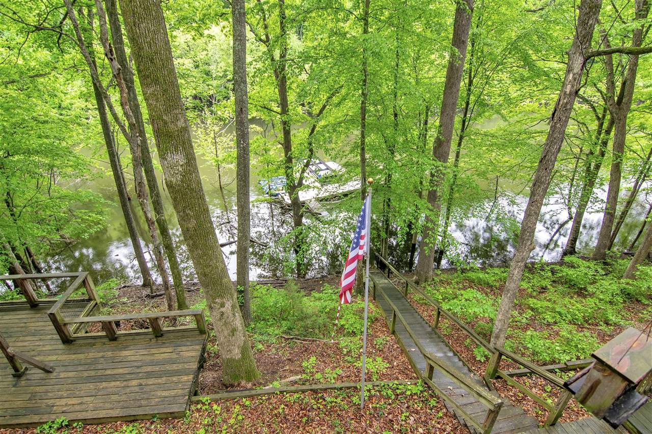 Lucas, Kentucky 42156, United States, 5 Bedrooms Bedrooms, ,3 BathroomsBathrooms,Residential,Active,132304