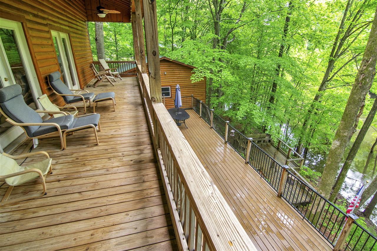 Lucas, Kentucky 42156, United States, 5 Bedrooms Bedrooms, ,3 BathroomsBathrooms,Residential,Active,132304