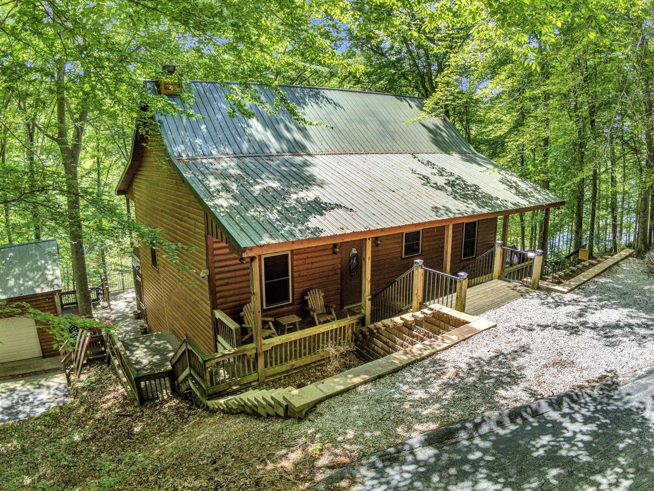 Lucas, Kentucky 42156, United States, 5 Bedrooms Bedrooms, ,3 BathroomsBathrooms,Residential,Active,132304