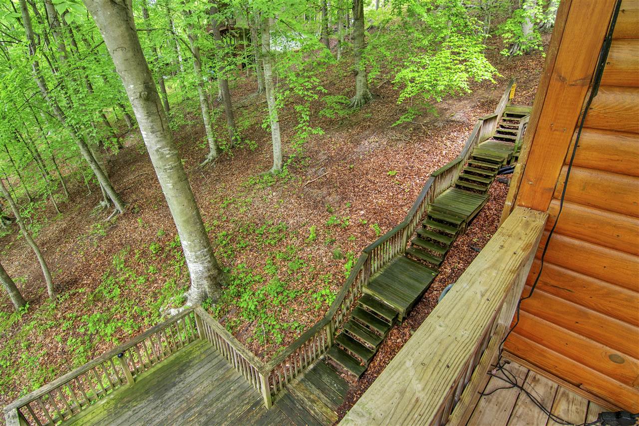 Lucas, Kentucky 42156, United States, 5 Bedrooms Bedrooms, ,3 BathroomsBathrooms,Residential,Active,132304