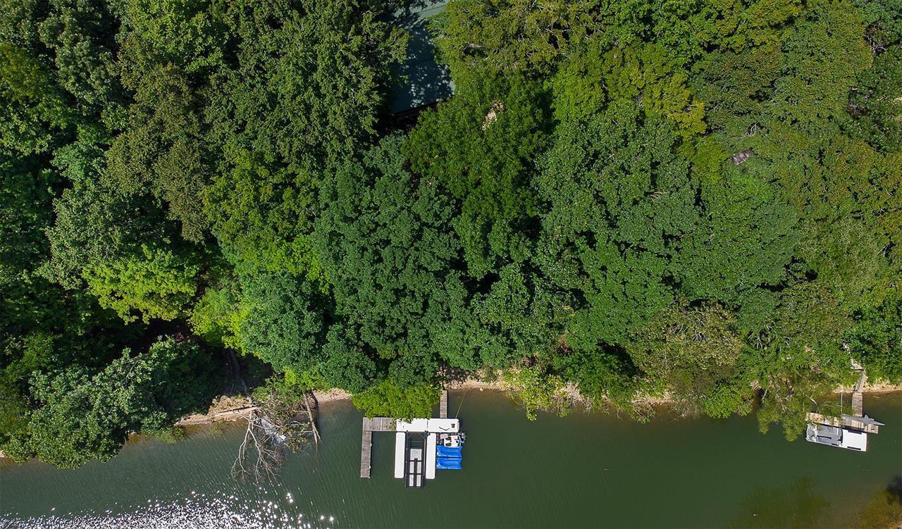 Lucas, Kentucky 42156, United States, 5 Bedrooms Bedrooms, ,3 BathroomsBathrooms,Residential,Active,132304