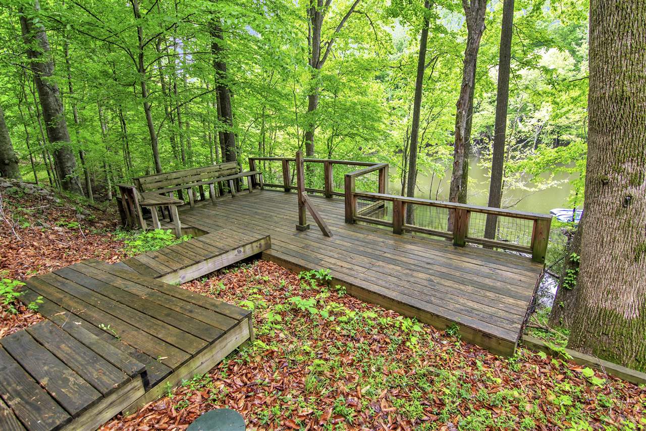 Lucas, Kentucky 42156, United States, 5 Bedrooms Bedrooms, ,3 BathroomsBathrooms,Residential,Active,132304