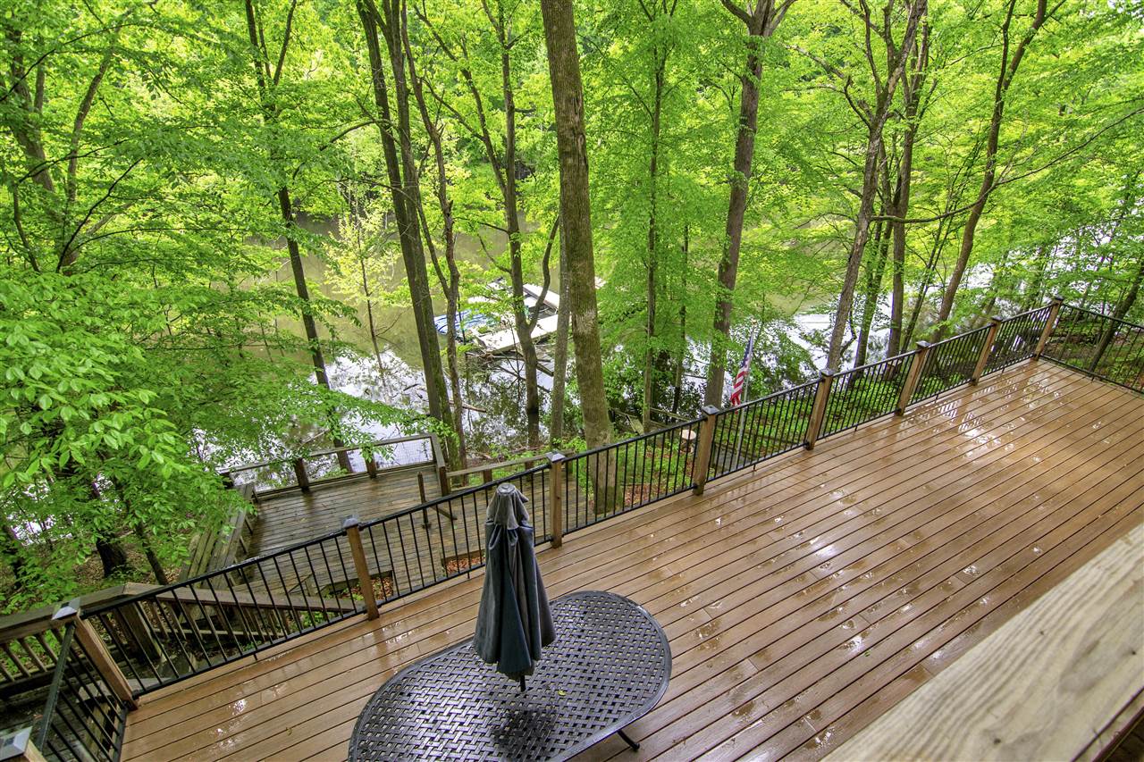 Lucas, Kentucky 42156, United States, 5 Bedrooms Bedrooms, ,3 BathroomsBathrooms,Residential,Active,132304