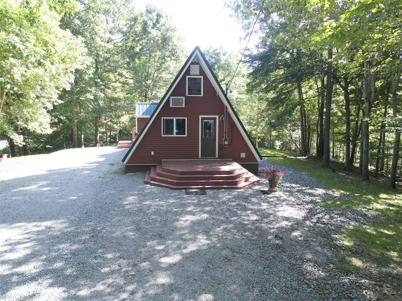 Edmonton, Kentucky 42129, United States, 2 Bedrooms Bedrooms, ,1 BathroomBathrooms,Residential,Active,46470