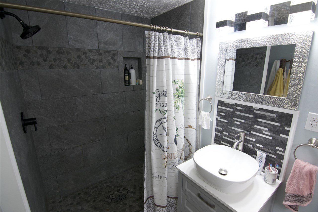 Edmonton, Kentucky 42129, United States, 2 Bedrooms Bedrooms, ,1 BathroomBathrooms,Residential,Active,46470