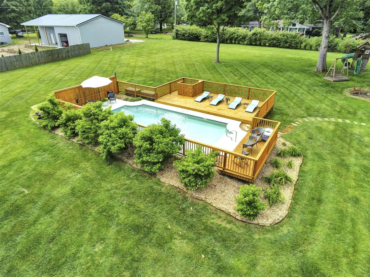 Bowling Green, Kentucky 42101, United States, 3 Bedrooms Bedrooms, ,3 BathroomsBathrooms,Residential,Pending,142921