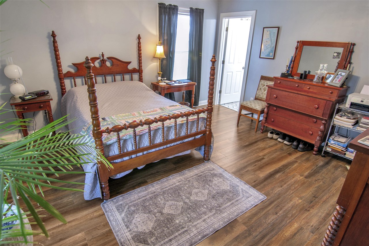 Glasgow, Kentucky 42141, United States, 3 Bedrooms Bedrooms, ,2 BathroomsBathrooms,Residential,Active,217776