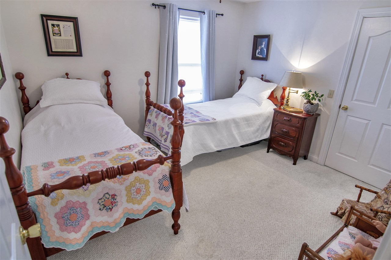 Glasgow, Kentucky 42141, United States, 3 Bedrooms Bedrooms, ,2 BathroomsBathrooms,Residential,Active,217776