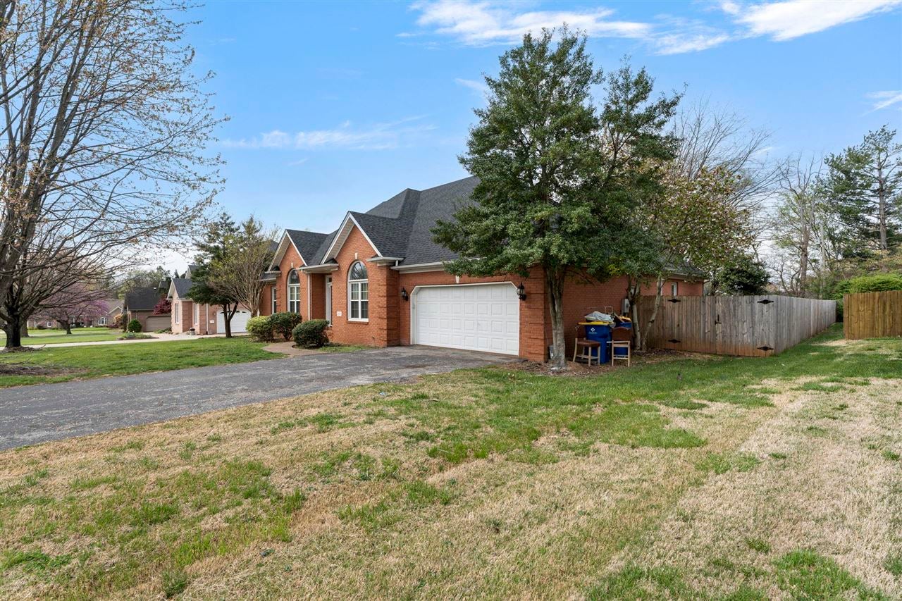 2941 Meadow Ridge Court