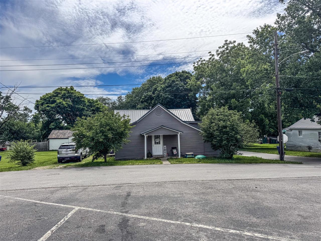 Photo 1 of 1 — 102 Tucker Street, Campbellsville, KY 42718