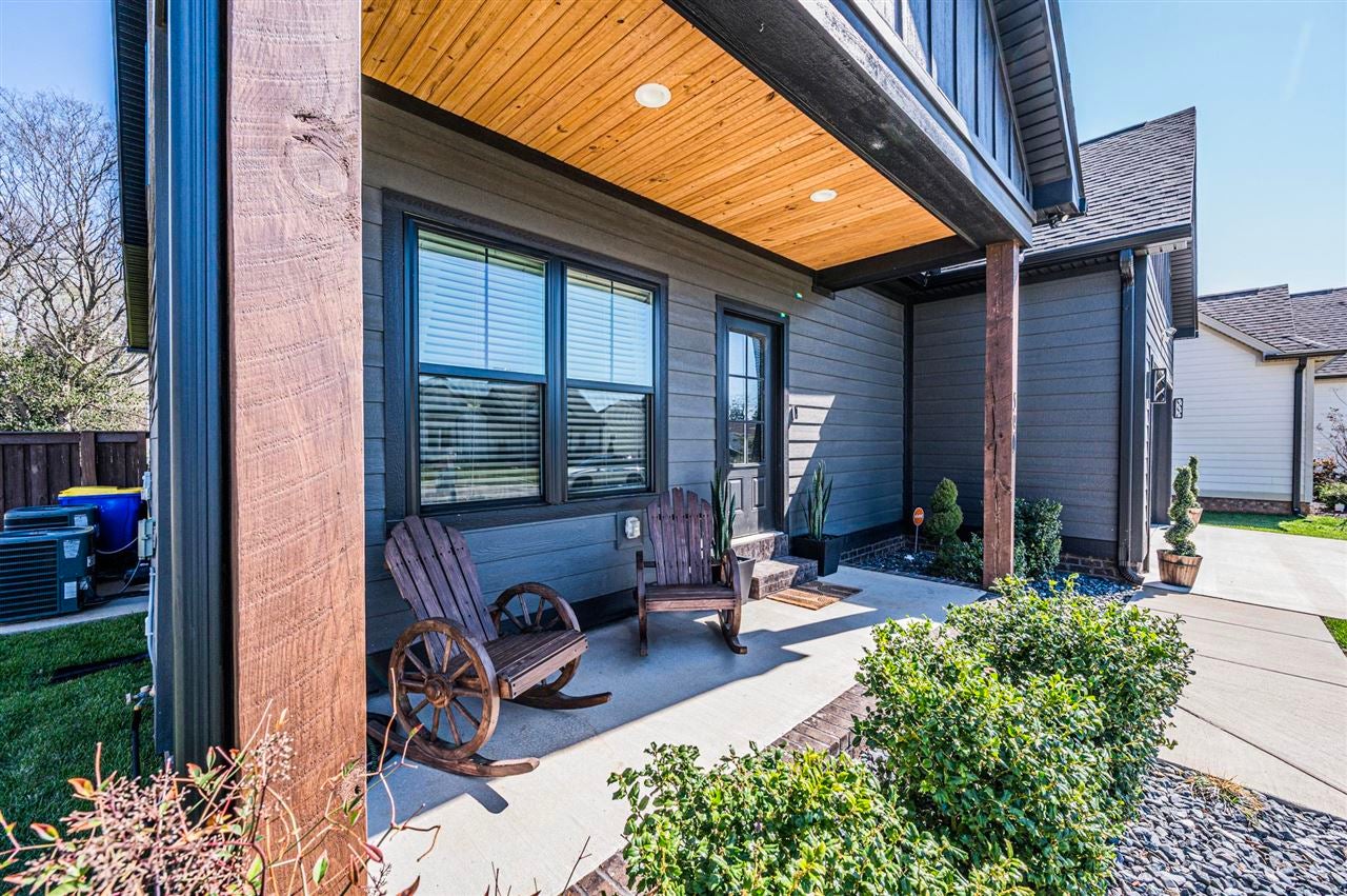 590 Denver Circle