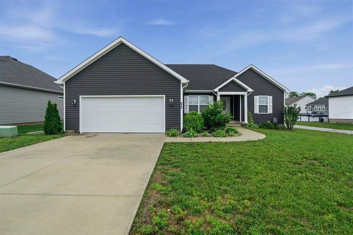 Photo 1 of 25 — 835 China Tree Way, Bowling Green, KY 42101
