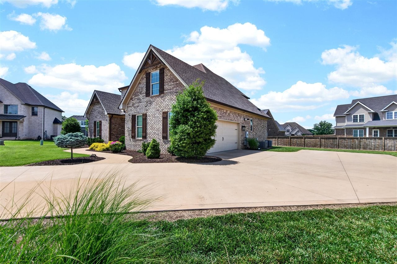 3349 Sunburst Court