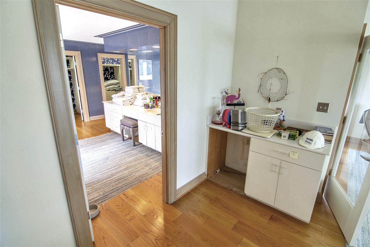 Scottsville, Kentucky 42164, United States, 3 Bedrooms Bedrooms, ,3 BathroomsBathrooms,Residential,Active,136350