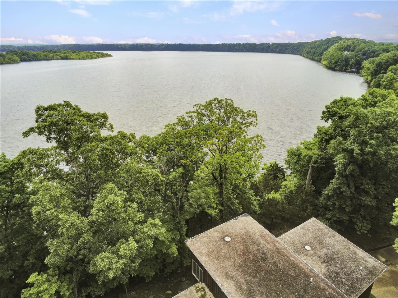 Scottsville, Kentucky 42164, United States, 3 Bedrooms Bedrooms, ,3 BathroomsBathrooms,Residential,Active,136350