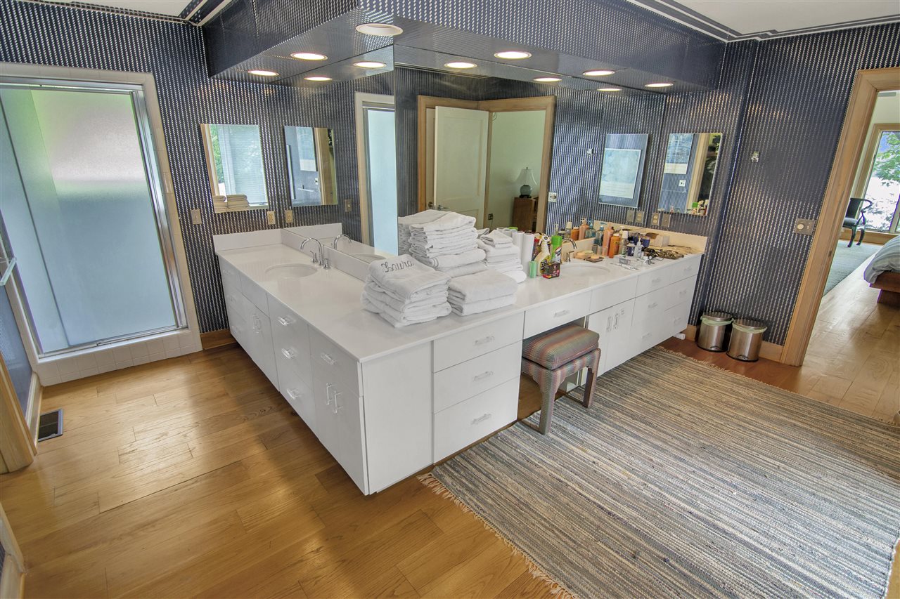 Scottsville, Kentucky 42164, United States, 3 Bedrooms Bedrooms, ,3 BathroomsBathrooms,Residential,Active,136350