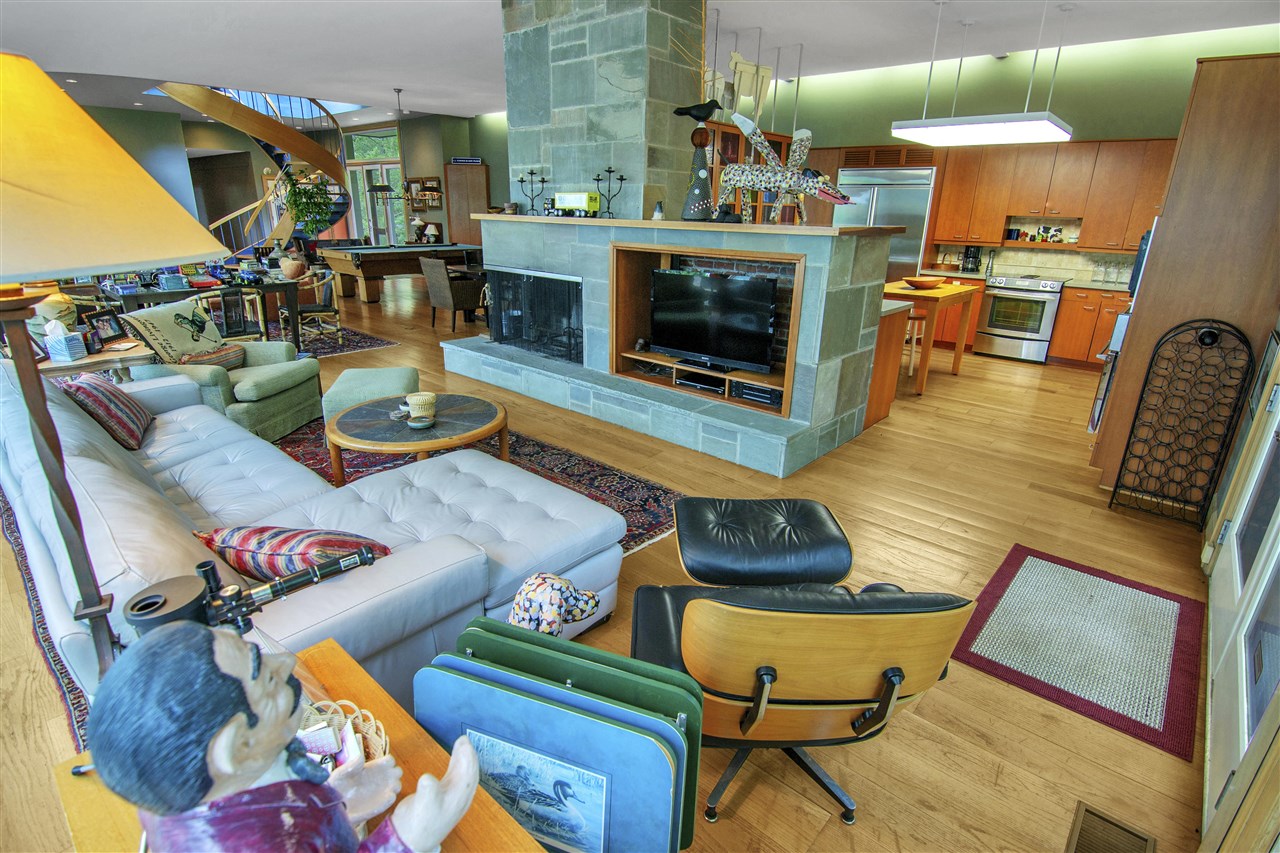 Scottsville, Kentucky 42164, United States, 3 Bedrooms Bedrooms, ,3 BathroomsBathrooms,Residential,Active,136350