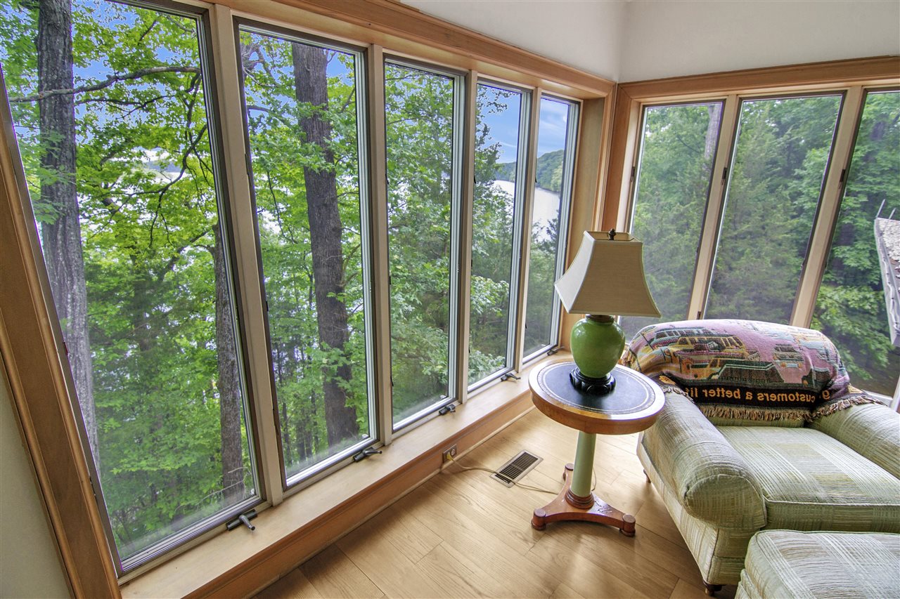 Scottsville, Kentucky 42164, United States, 3 Bedrooms Bedrooms, ,3 BathroomsBathrooms,Residential,Active,136350