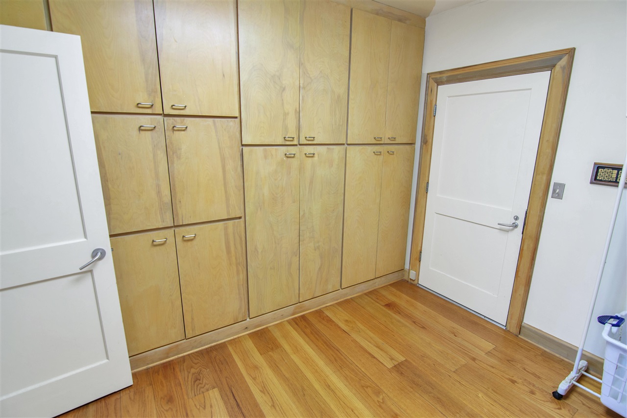 Scottsville, Kentucky 42164, United States, 3 Bedrooms Bedrooms, ,3 BathroomsBathrooms,Residential,Active,136350