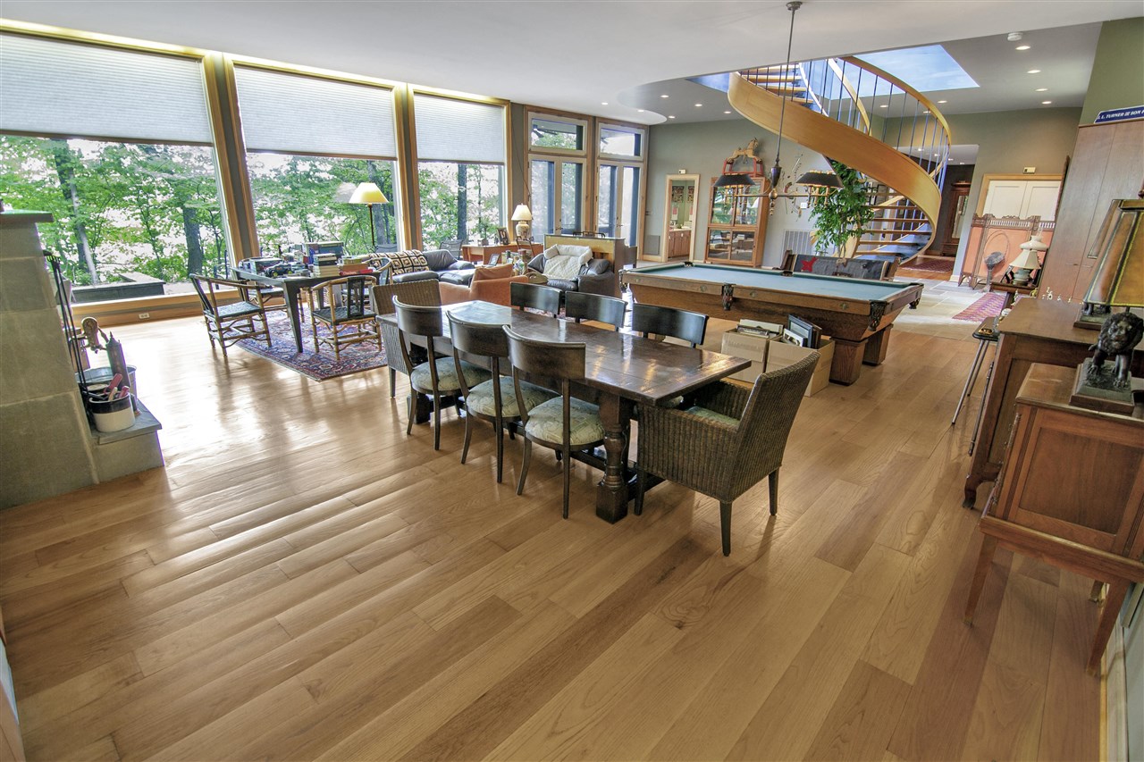 Scottsville, Kentucky 42164, United States, 3 Bedrooms Bedrooms, ,3 BathroomsBathrooms,Residential,Active,136350